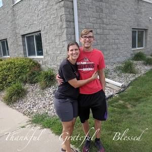 Meet your Posher, Dana